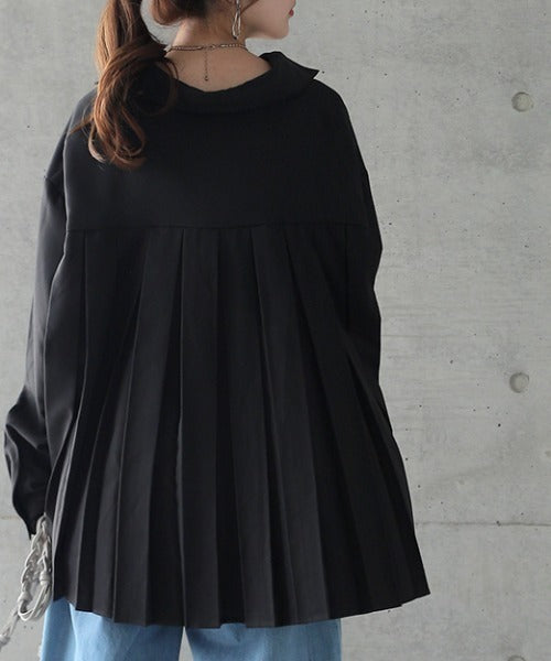 激安の 視線を奪う、大人なバックプリーツ トップス プリーツ シャツ トップス