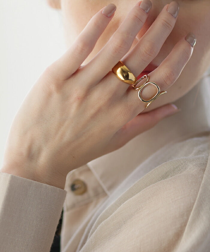 アクセサリー CARVED SEAL RING PIERCE / GOLD CARVED SEAL RING PIERCE / GOLD | NIL DUE / NIL UN TOKYO