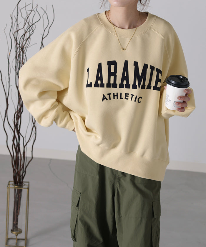 かたち今っぽ。短め丈「 ぽわん袖」 ロゴ スウェット レディース